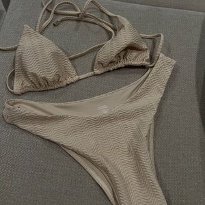 Monday Swimwear Crinkle Bikini S/M